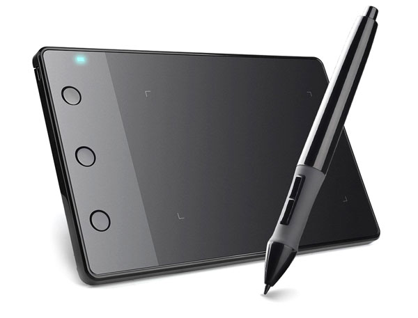 Huion H420 drawing tablet with pen